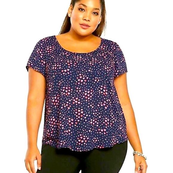 torrid Tops - NEW! Torrid Heart Print Crepe Button Back Top-3X